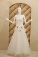 /album/ao-c%c6%b0%e1%bb%9bi-cong-chua/ao-cuoi-mau-trang-6-jpg/